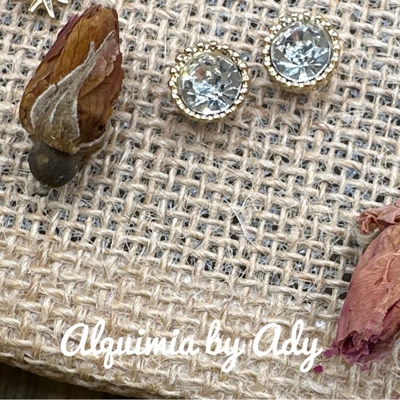 8mm halo solitaire diamond style zirconia gold stud earrings - Picture 1 of 1